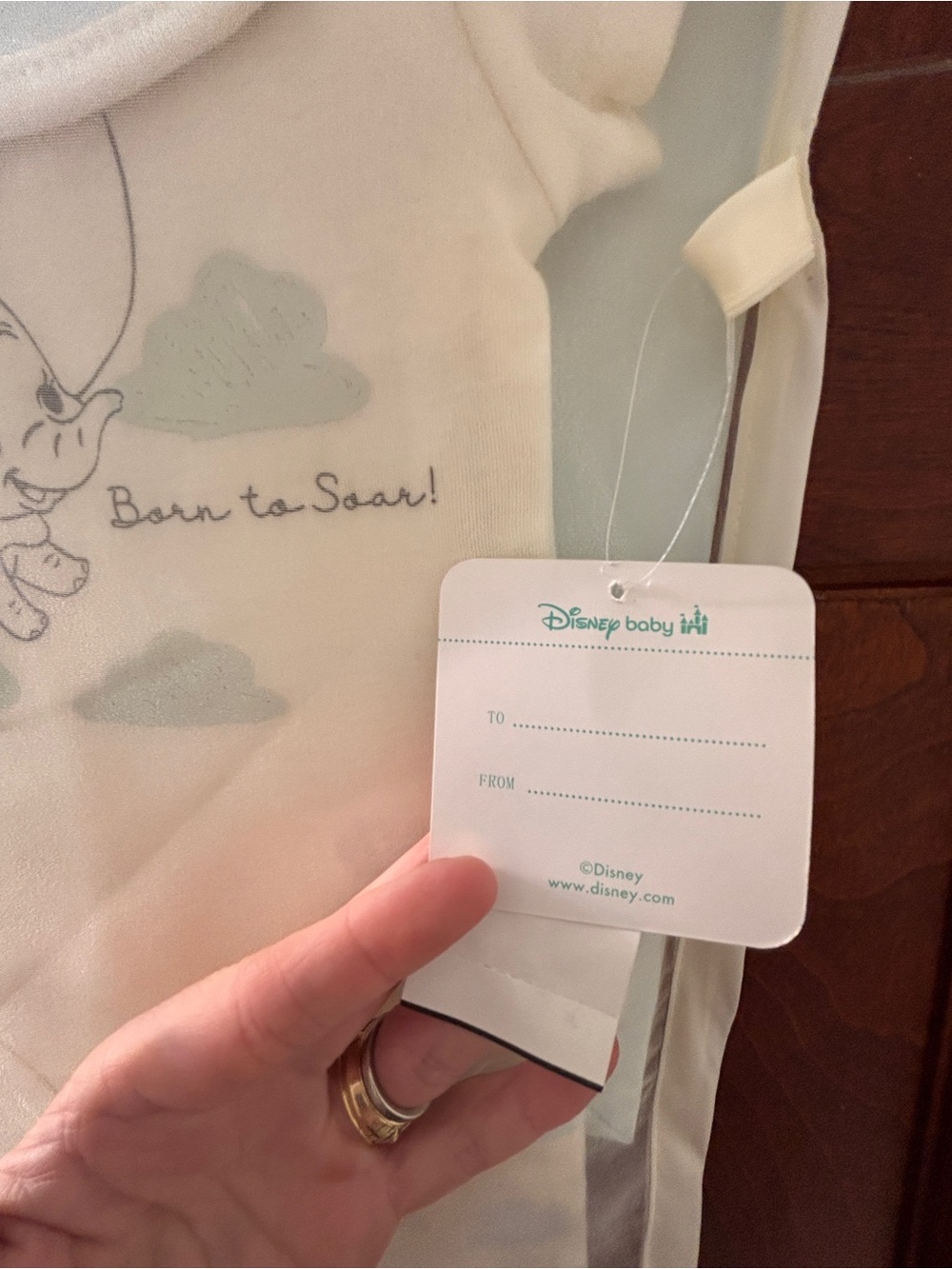 NWT Disney Baby 0-3mo 7 Piece Gift Set w Dumbo Cloud Print. Great for BabyShwrs! - Picture 6 of 9